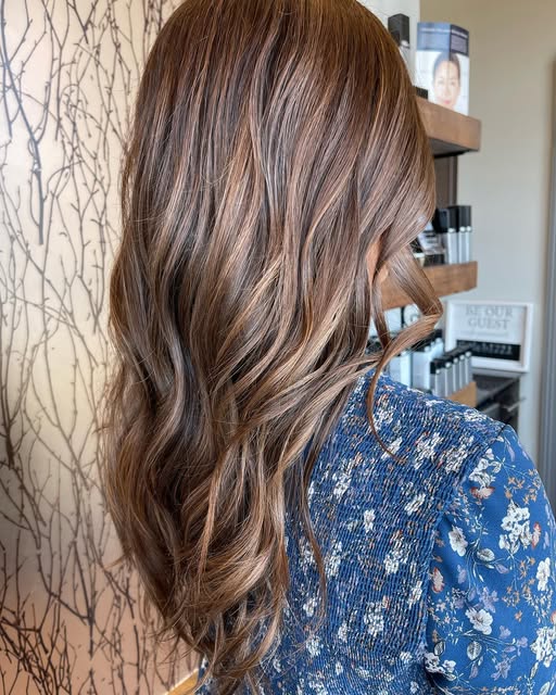 Glossy Chestnut Waves